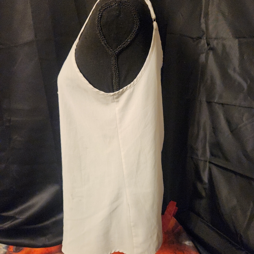 Off-white button camisole - Picture 5 of 6